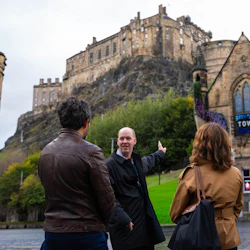 Edinburgh Castle: Entry Ticket + Guided City Walking Tour 4