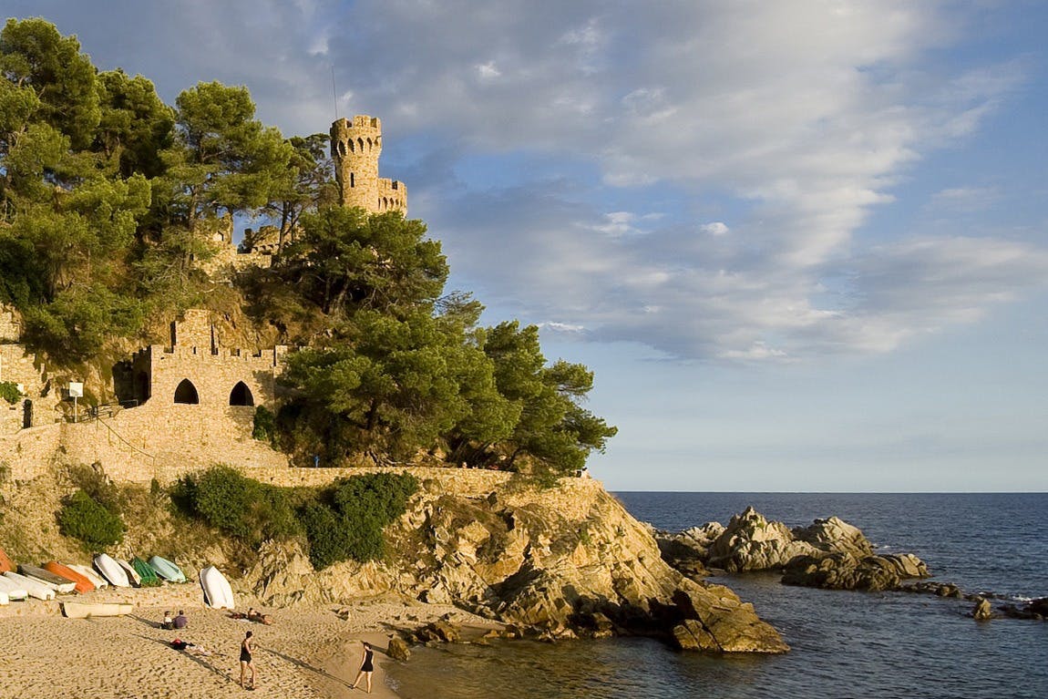Tossa de Mar: Hin- und Rückfahrt mit dem Boot ab Lloret de Mar