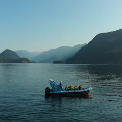 Vancouver: UNESCO Biosphere & Bowen Island Boat Tour