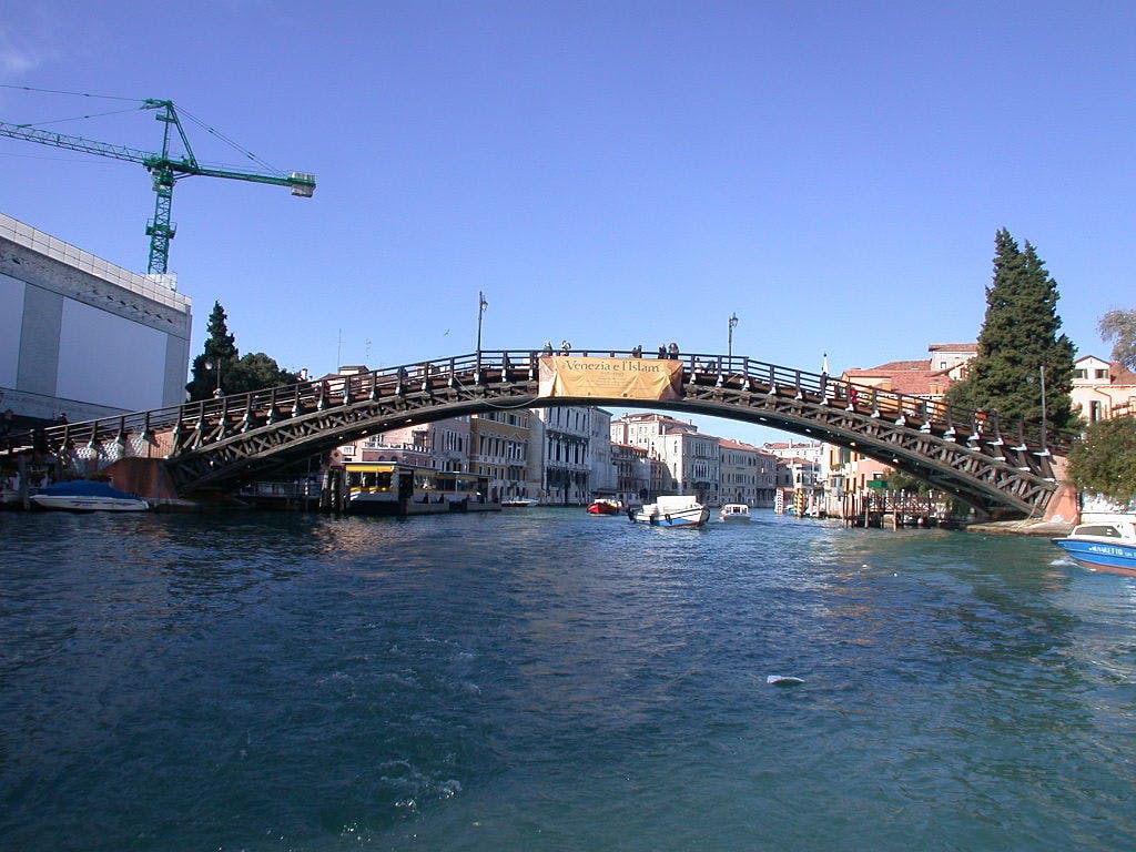 Ponte dell&#39;Accademia in Venice