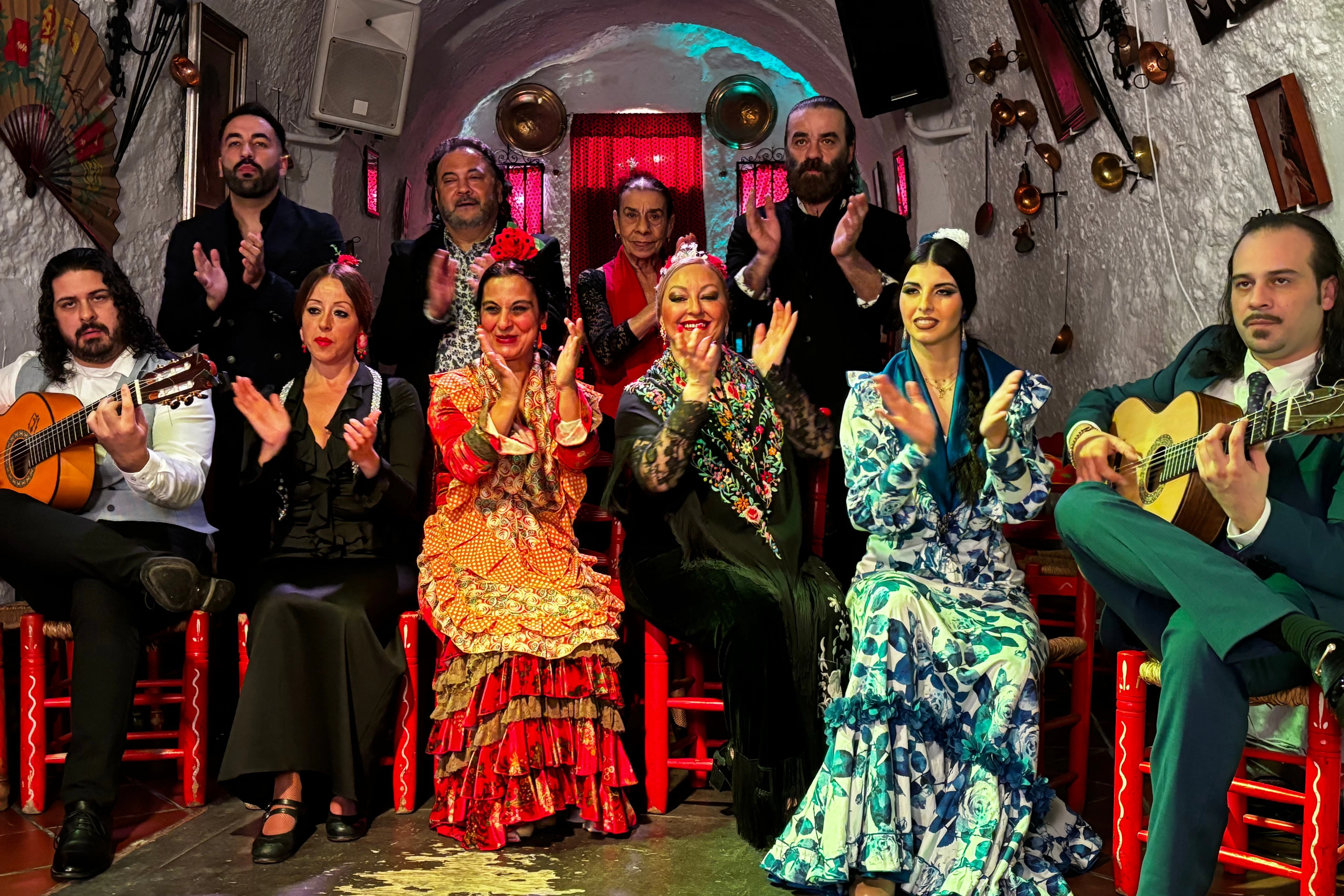 Caves of Sacromonte Los Tarantos: Flamenco Show with Drink and Optional Dinner