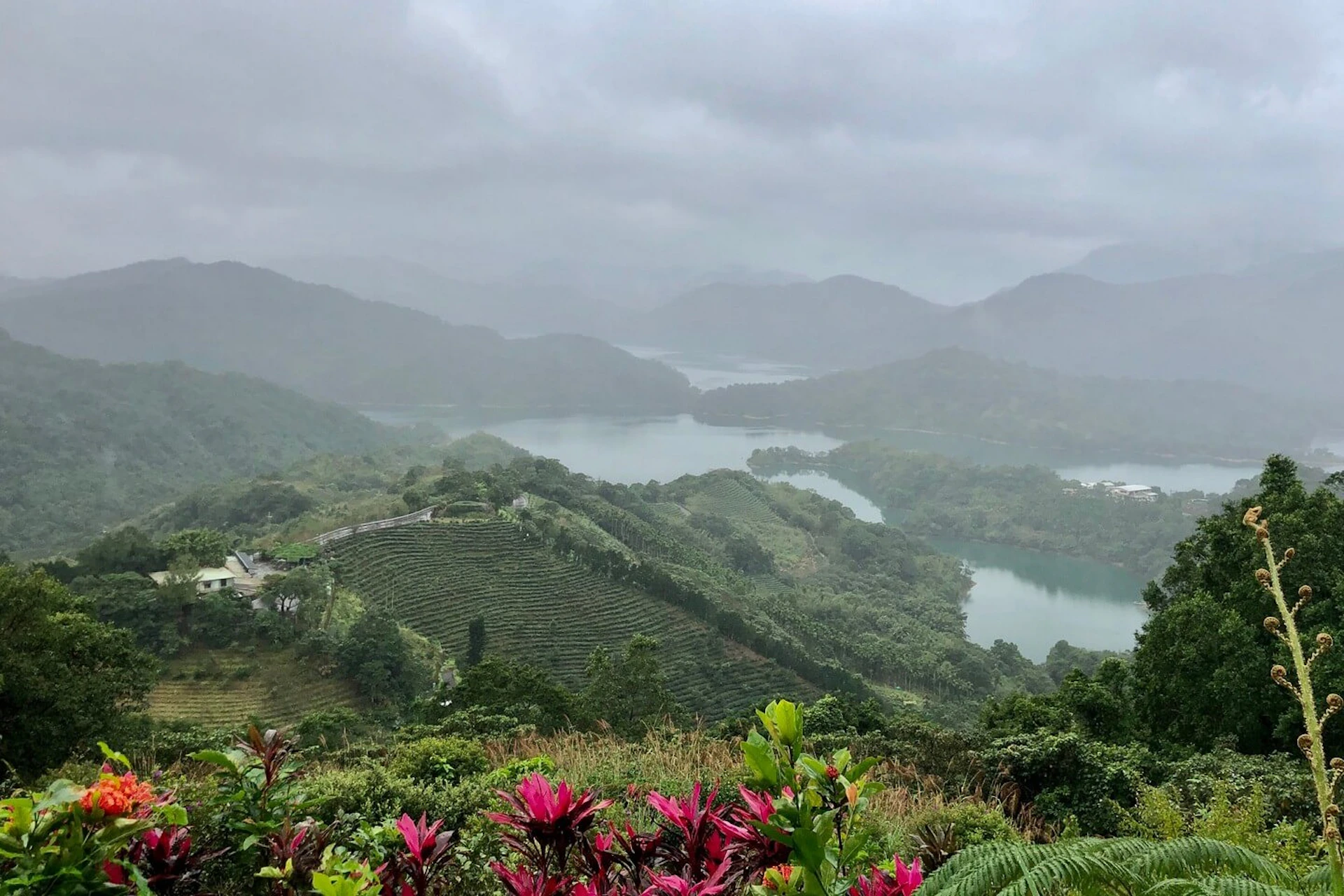 Thousand Island Lake