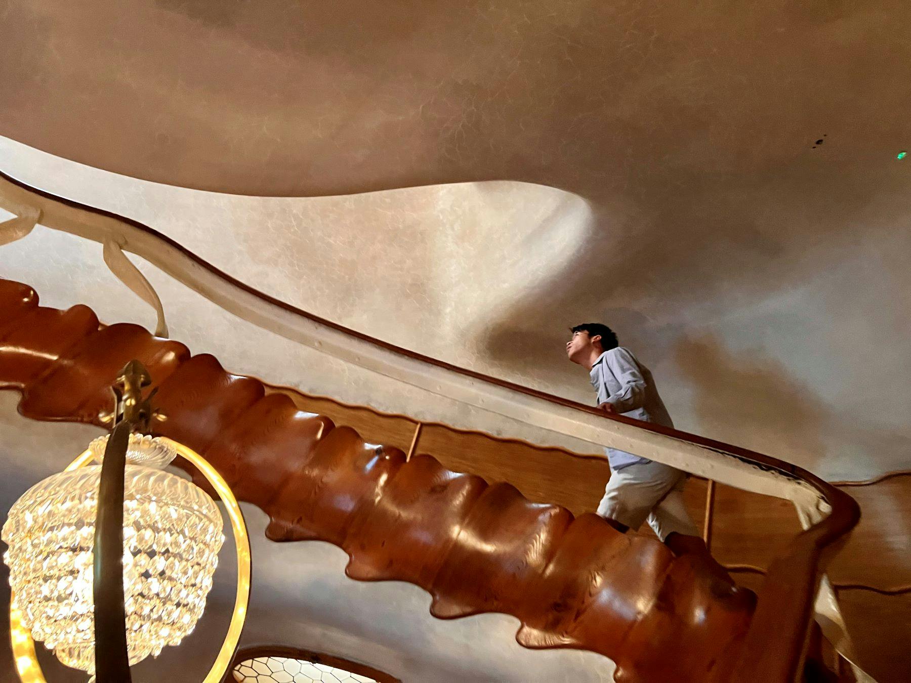 Main stairway of Casa Batlló