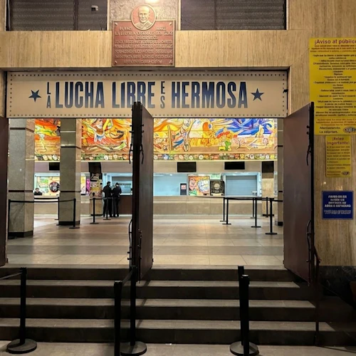 Mexico City: Lucha Libre Show + Transfer + Drinks - Photo 3