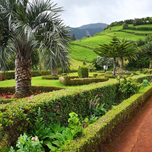 Nordeste: Waterfall, Hot Spring & Viewpoints Guided Tour