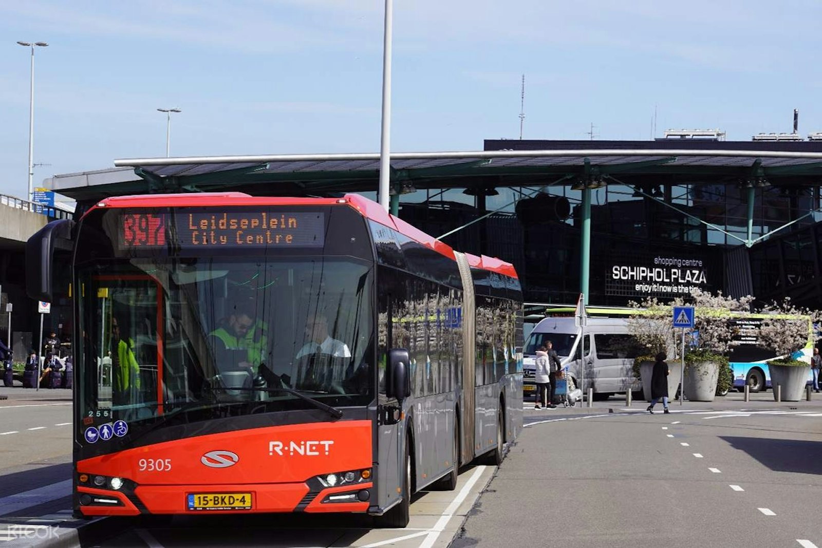 photo of bus at airport