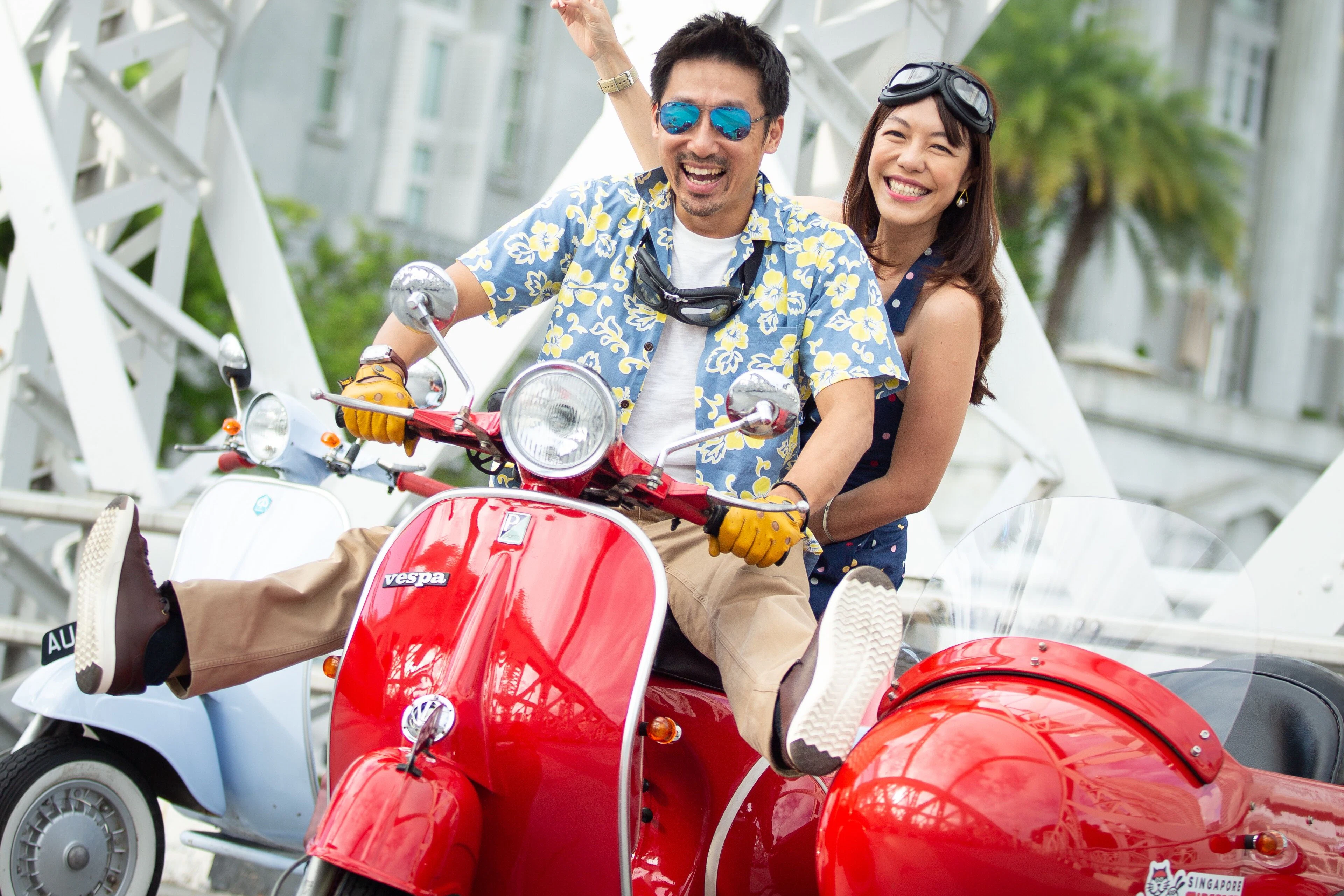 Kampong Glam & Civic District Vespa Tour in Singapore