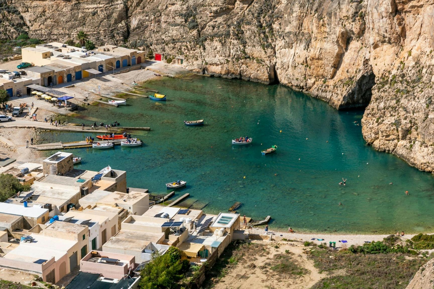 Deja el texto sin traducir.