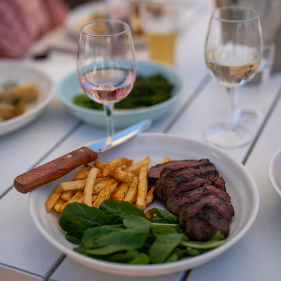 meal at cruising yacht club restaurant