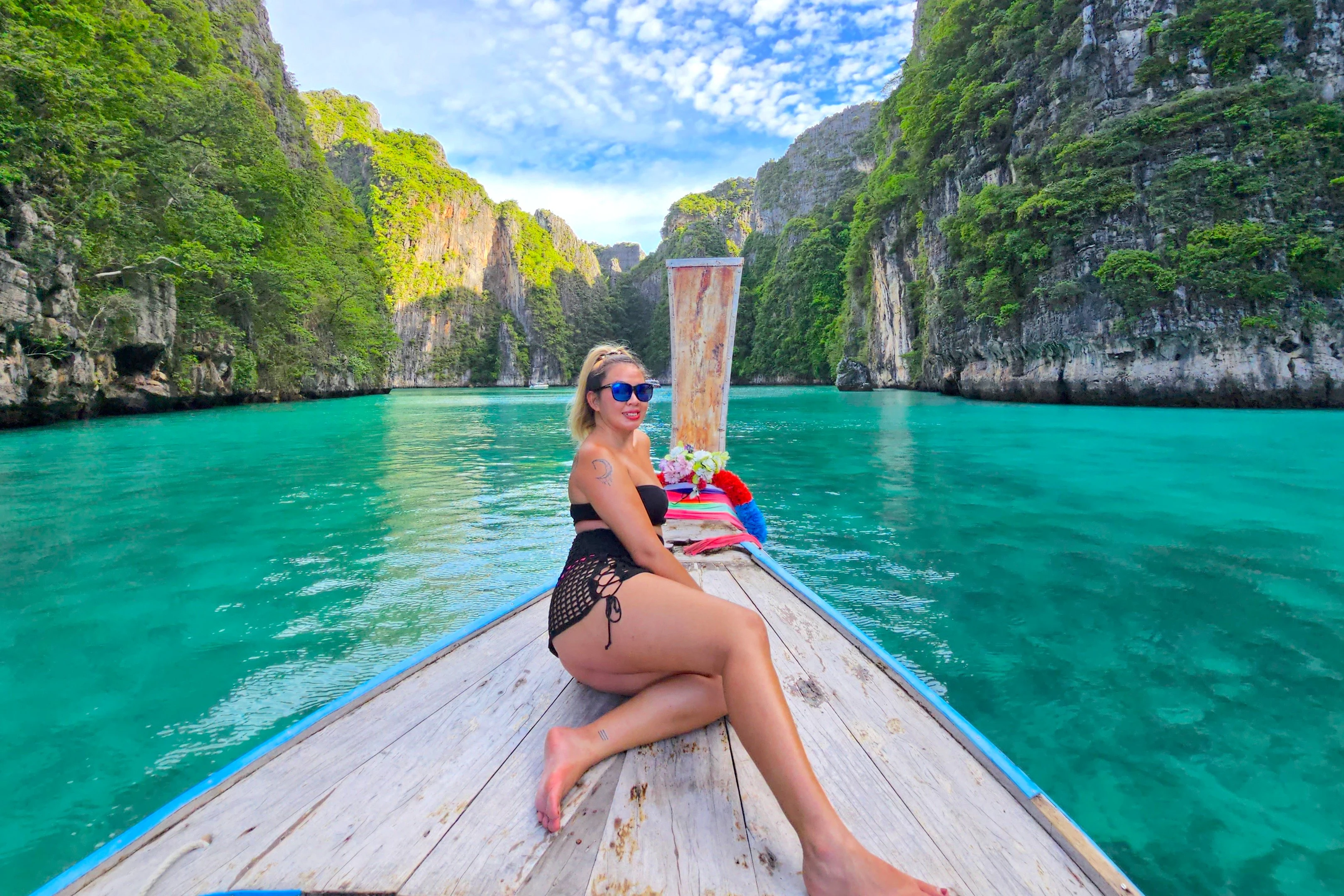 Phi Phi Islands: Private Longtail Boat Tour with Maya Bay + Snorkeling