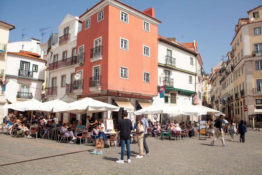 Plac w Alfamie w Lizbonie