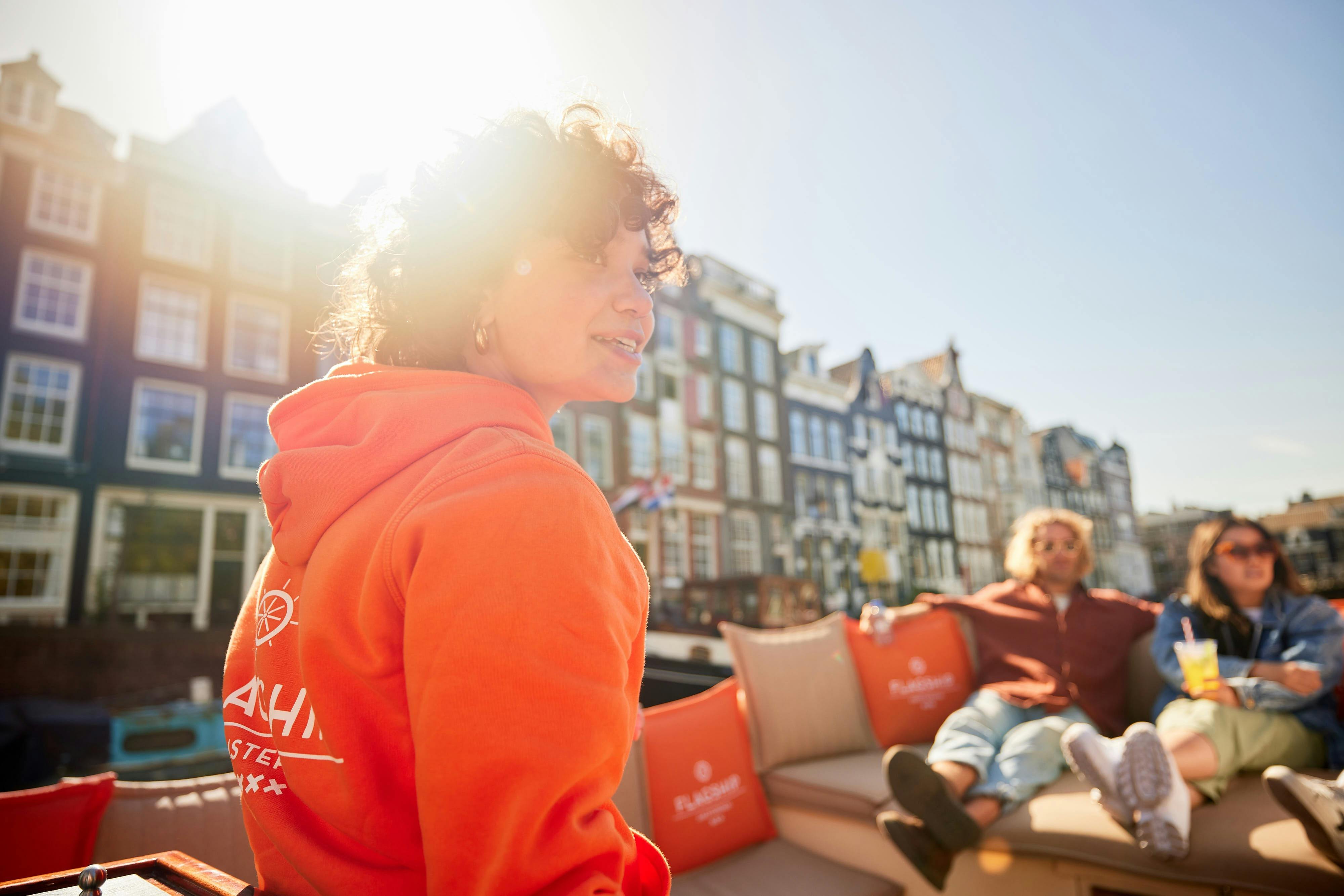 Amsterdam: Bootstour mit unbegrenzten Getränken — 5