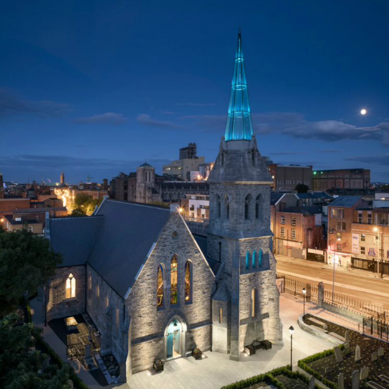 Pearse Lyons Distillery: Guided Tour with 3 Tastings in Dublin β Tiqets