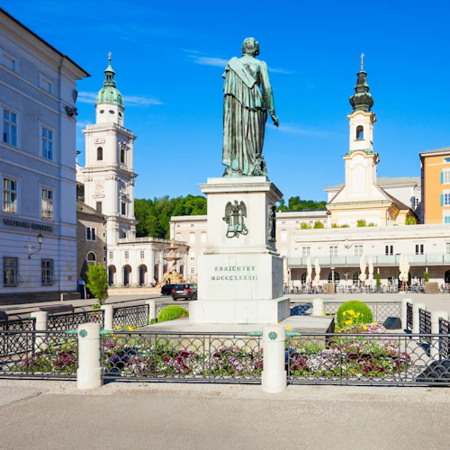 Salzburgo: Passeio a pé pela Cidade Velha, Mozart e Jardins Mirabell - Photo 5