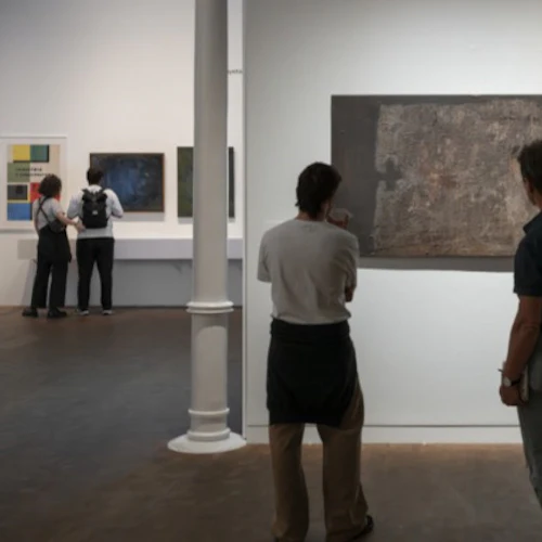 Museu Tàpies: Ingresso sem fila - Photo 2