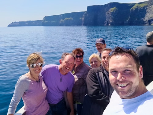 West of Ireland Tour from Galway: Cliffs Cruise, Aran Islands, and Connemara
