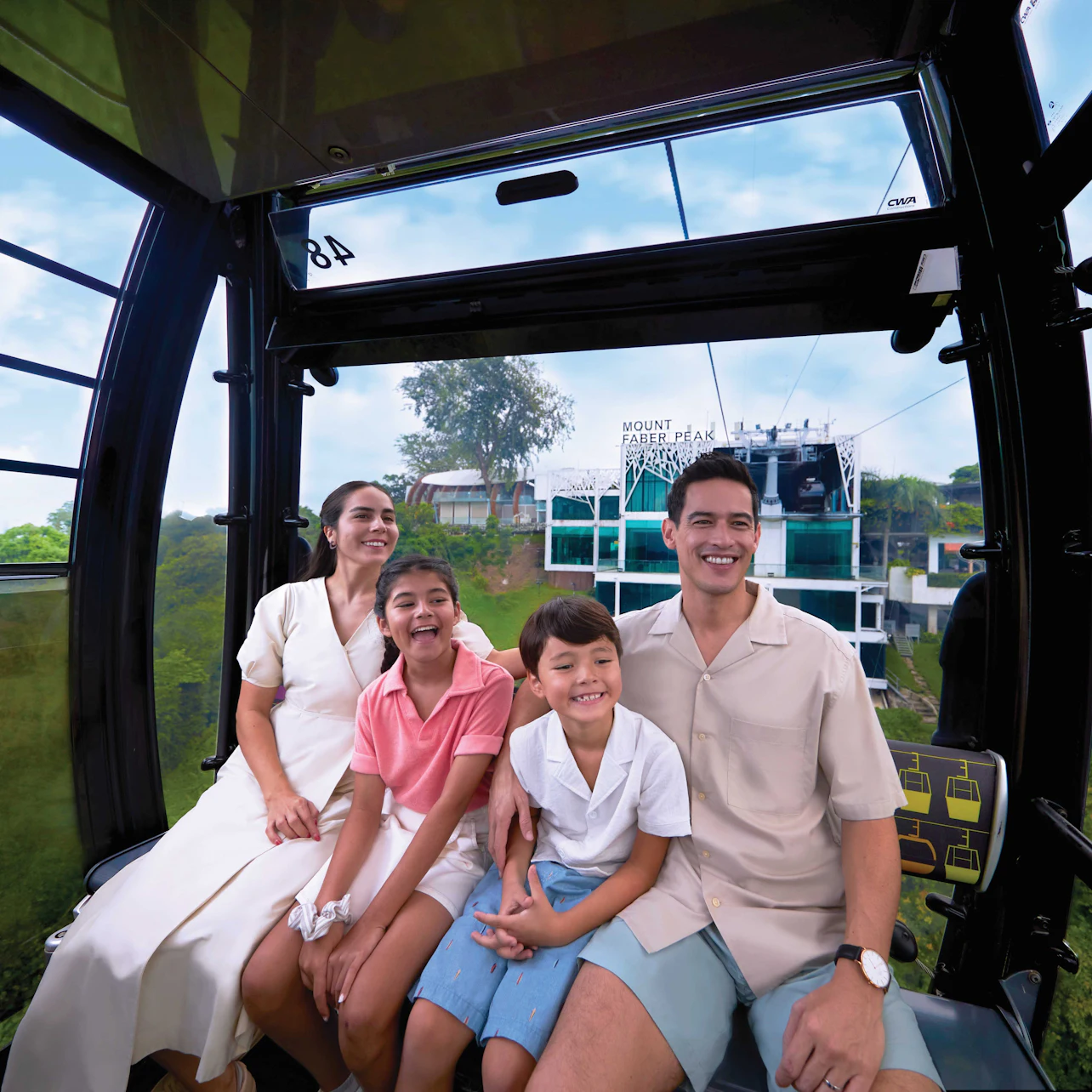 Singapore: Cable Car SkyPass Roundtrip in Singapore β Tiqets