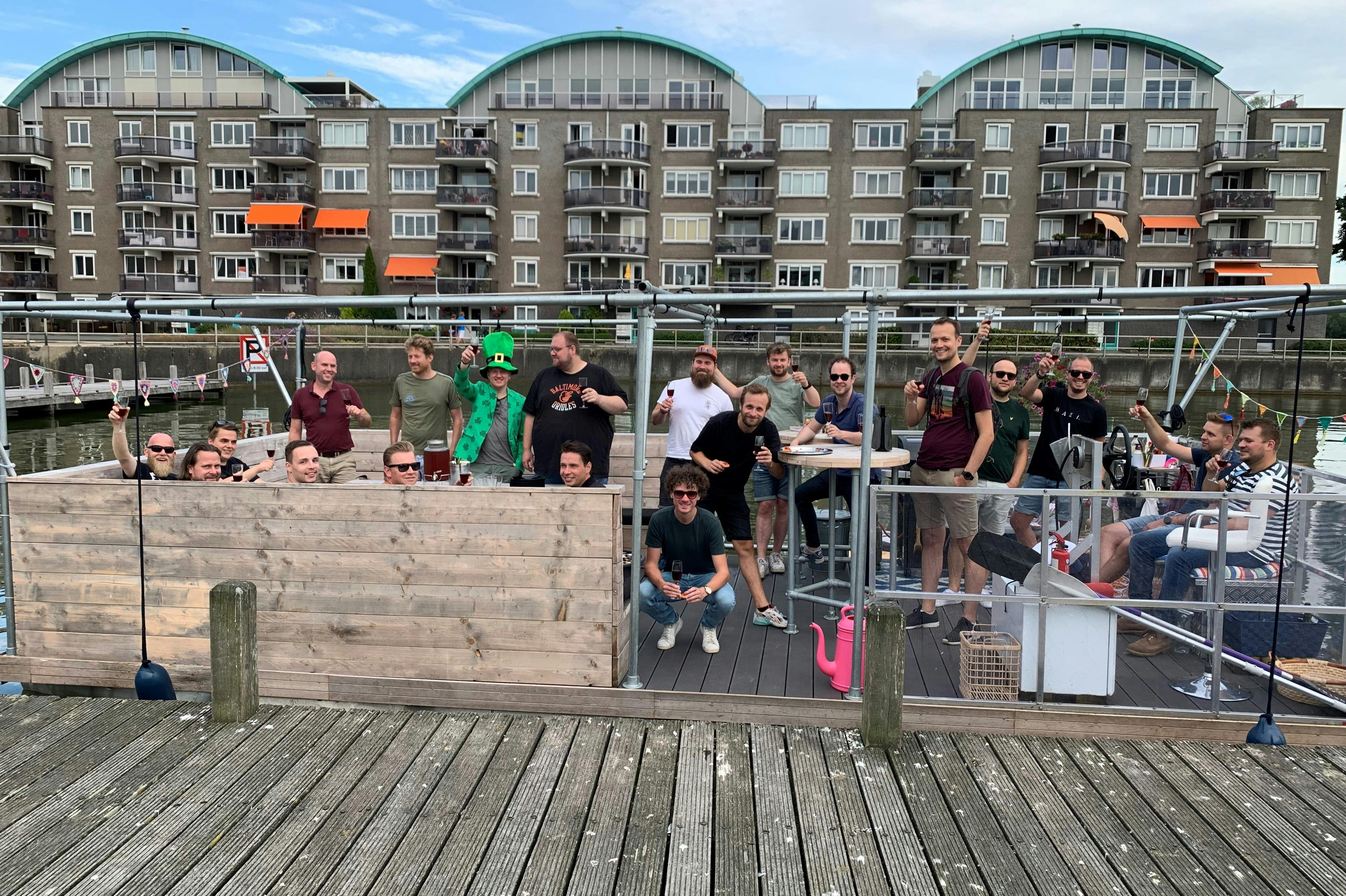 BBQ Cruise En Drankjes Op Het Paterswoldsemeer Tickets