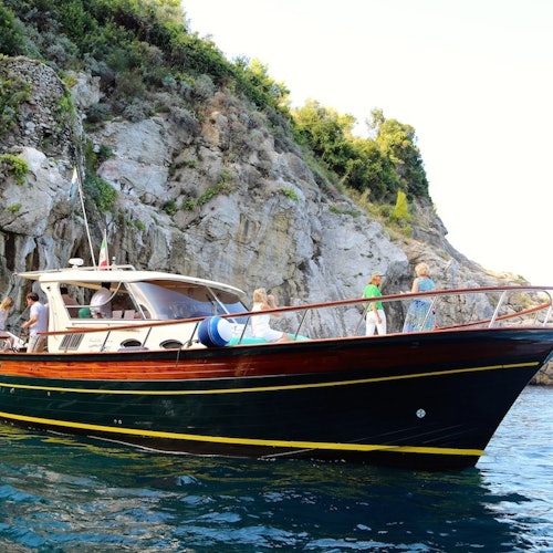 Amalfi & Positano: Small Group Boat Tour From Naples