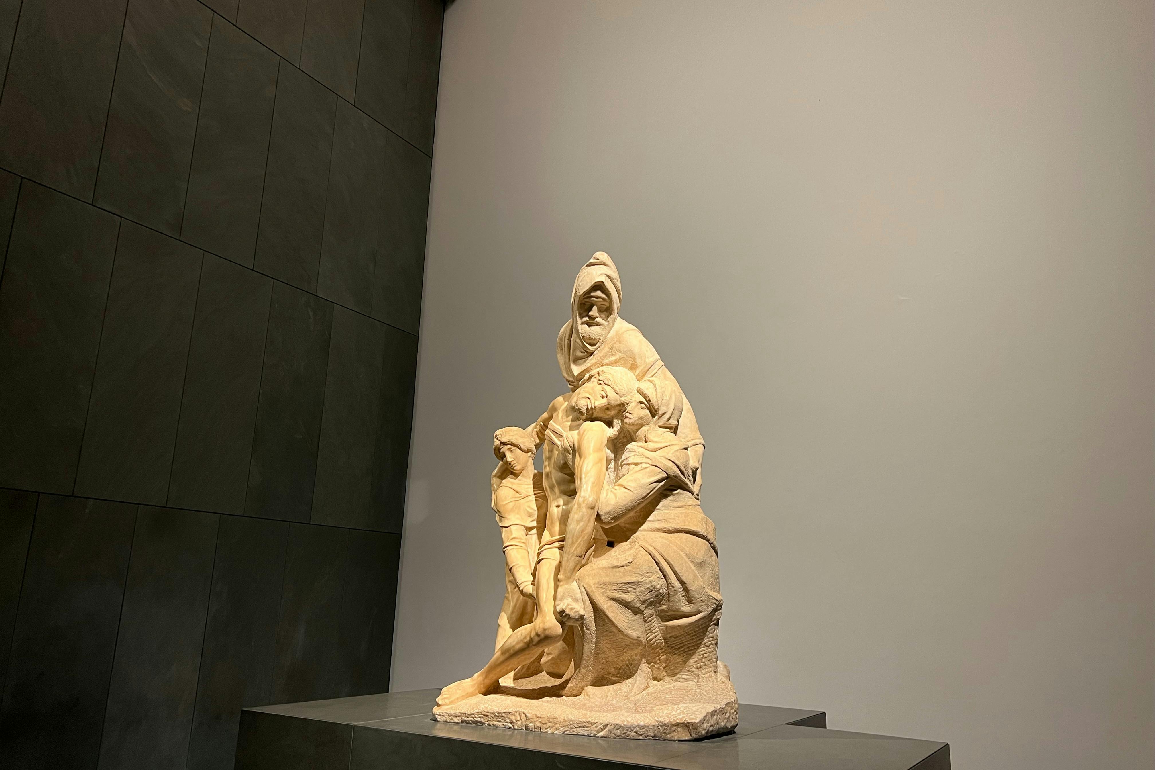 Michelangelo's Pietà Sculpture
