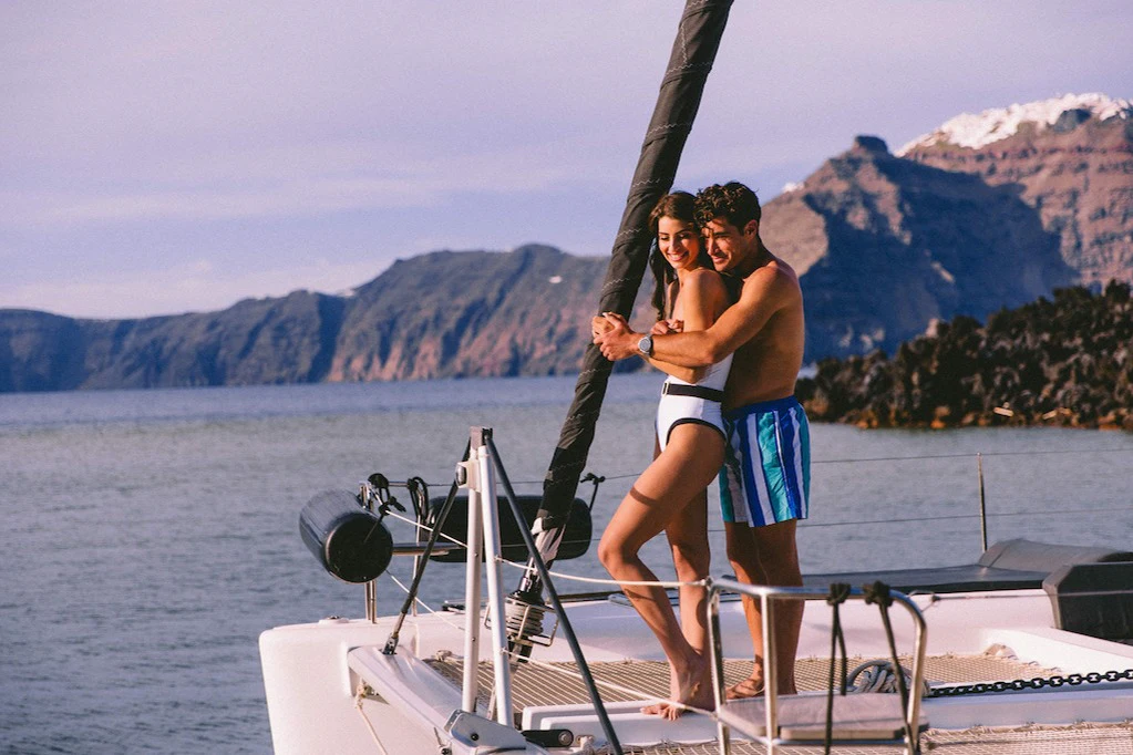 Santorini: Premium Catamaran Cruise + BBQ + Open bar + Transfers