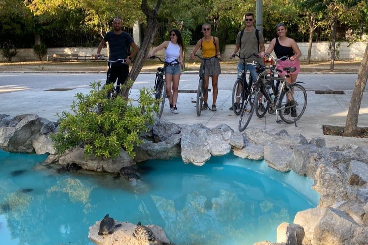 Group of people with bike at an Athens' garden 