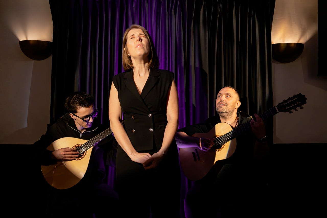 Lisbon: Afternoon Fado Show + Glass of Moscatel