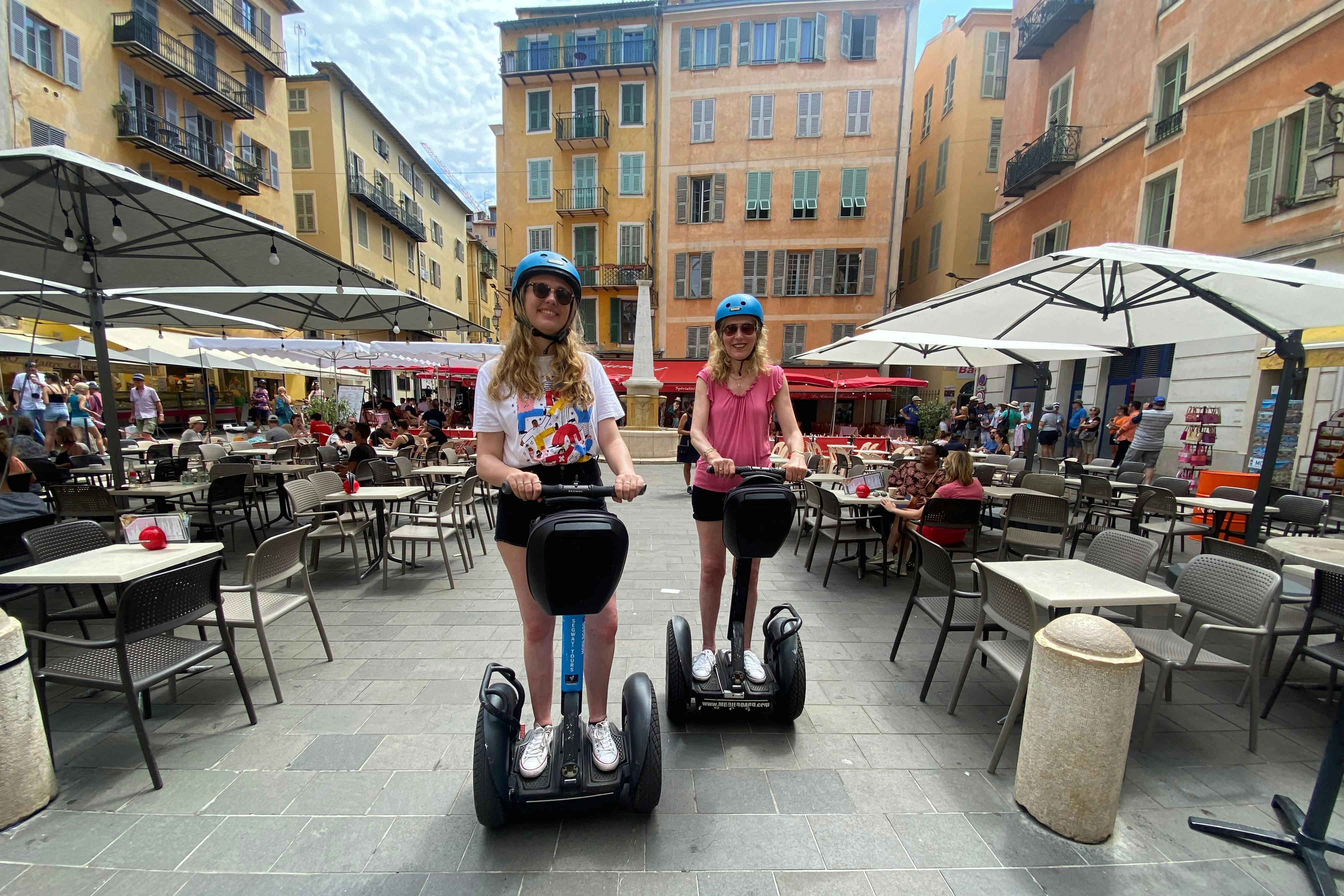 旧市街を通り抜ける。