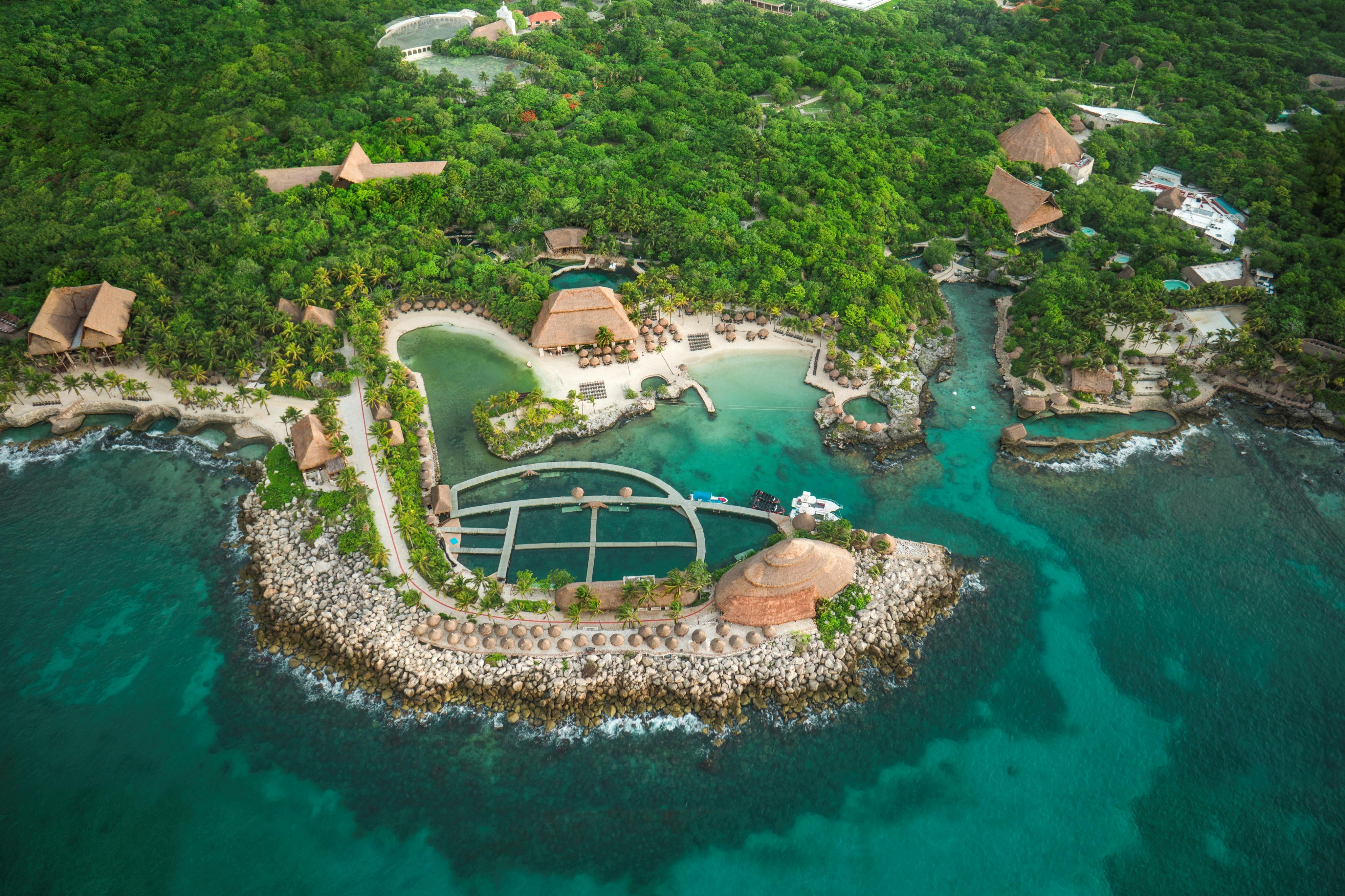 Chichén Itzá & Xcaret Park: 2-Day Combo, Guided Tour, Hotel Transfer + Lunch - Photo 4