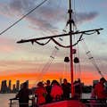 Solnedgang på vores piratbåd
