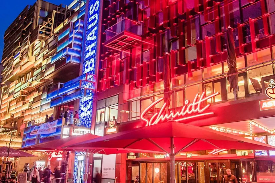 Impression of the Reeperbahn