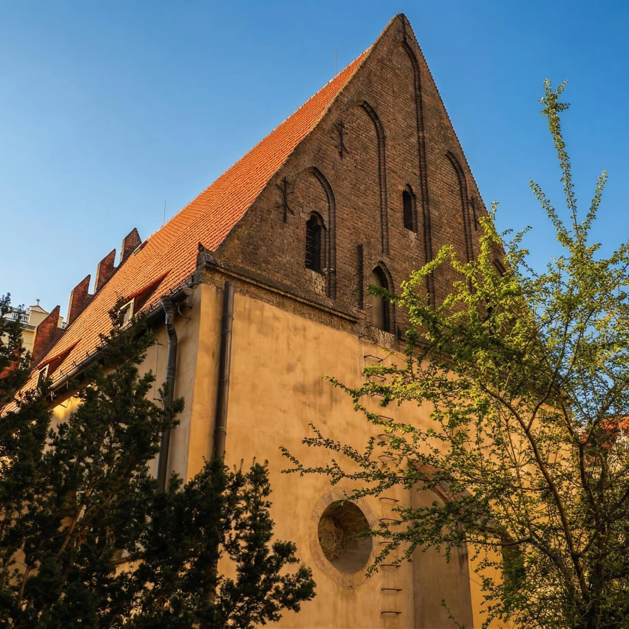 Prague Jewish Quarter: Admission + Guided Introduction + Optional Audio Guide in Prague β Tiqets