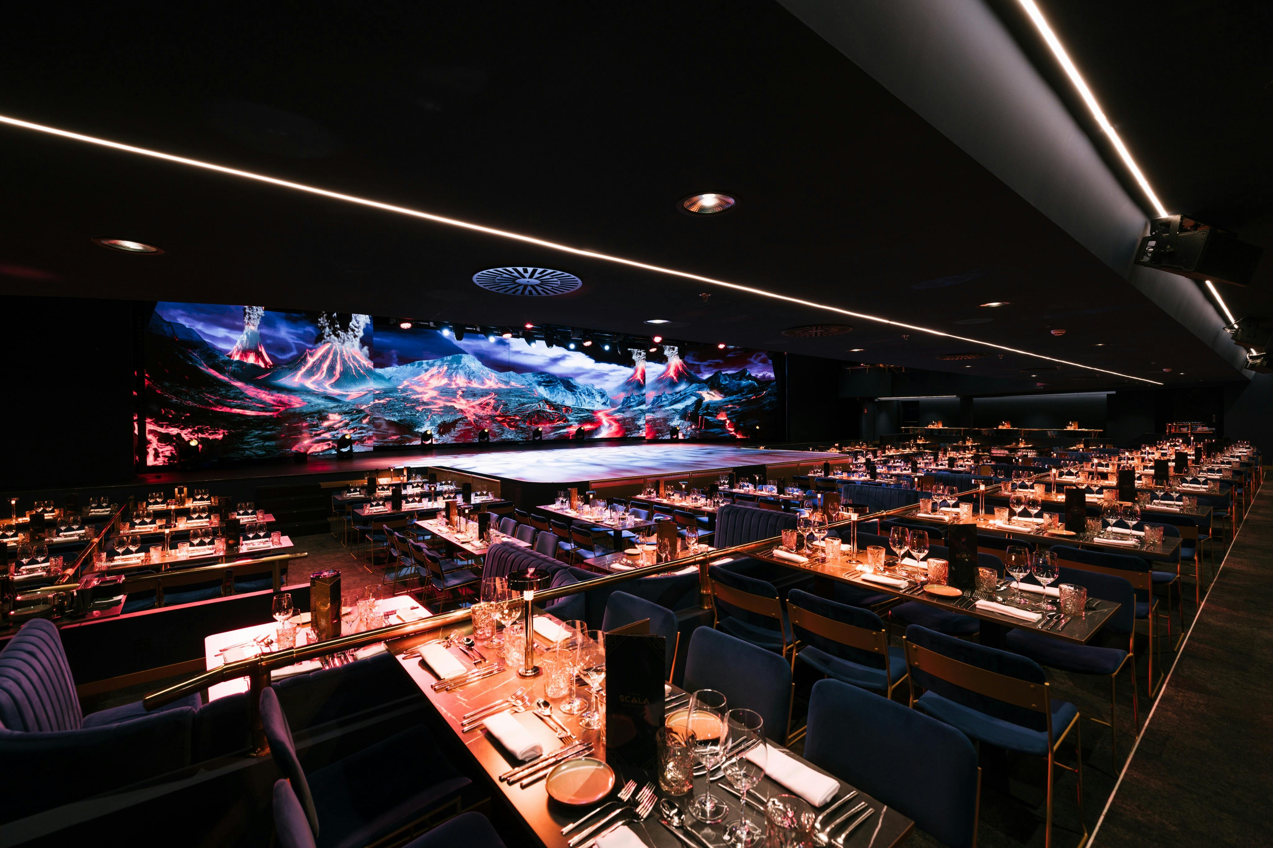 A gastronomic proposal in perfect synchrony with the show offering a unique experience.