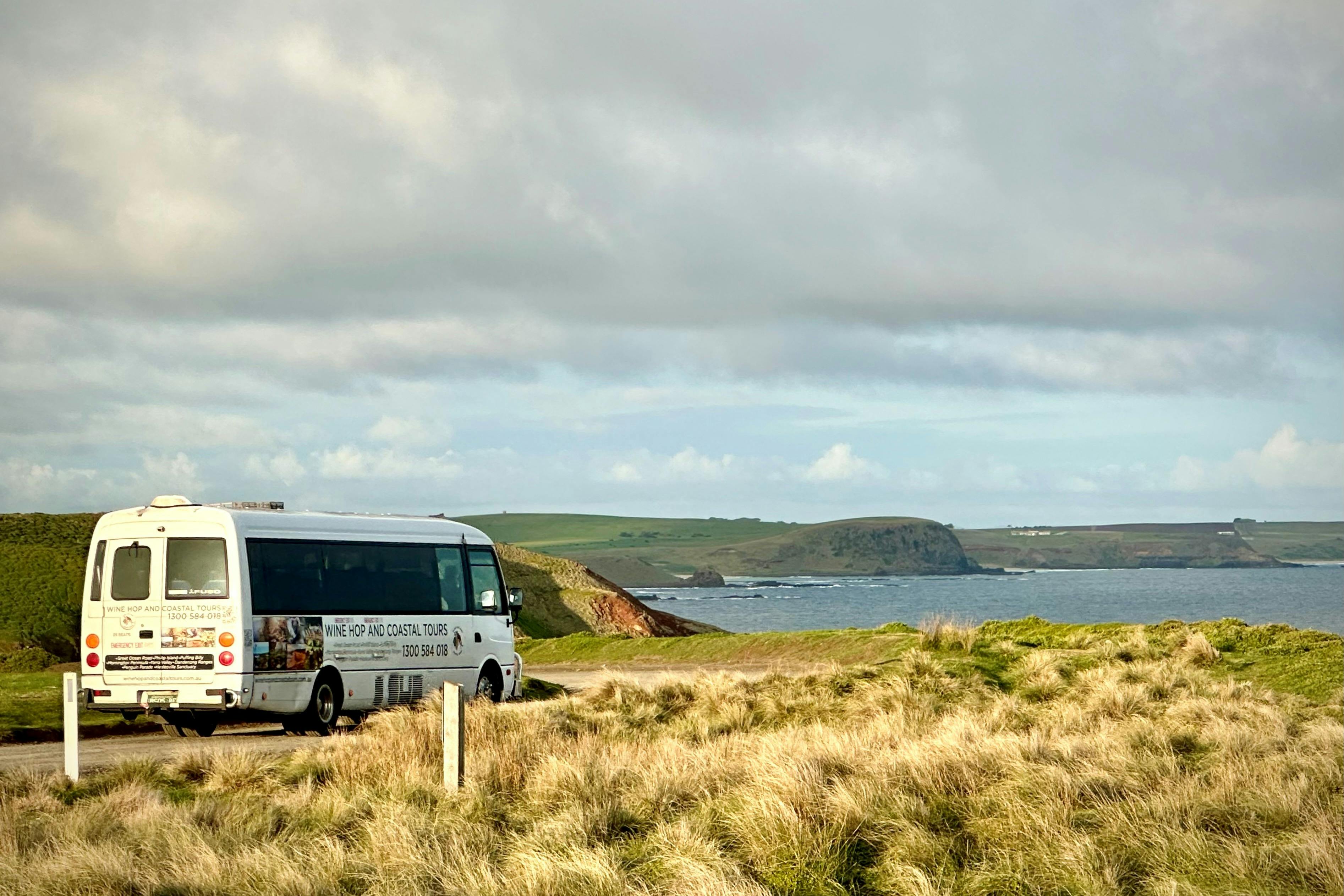 Autobusy Wine Hop a pobřežní zájezdy na Phillip Island