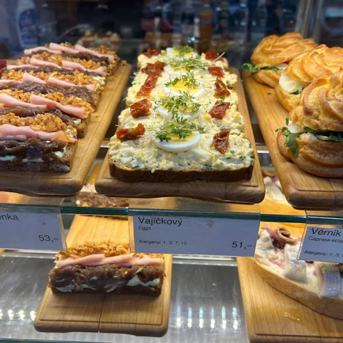 Prague: Guided Food & Beer Tour - Photo 3