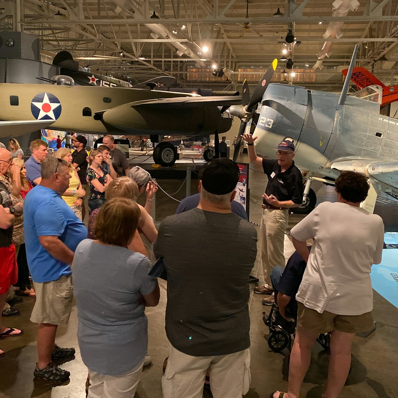 Tour guiado pelo Museu da Aviação Pearl Harbor - Acomodações em Honolulu