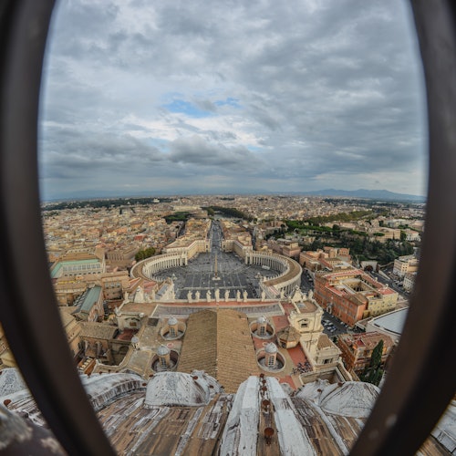 Basílica de San Pedro, subida a la cúpula y criptas papales: Visita guiada