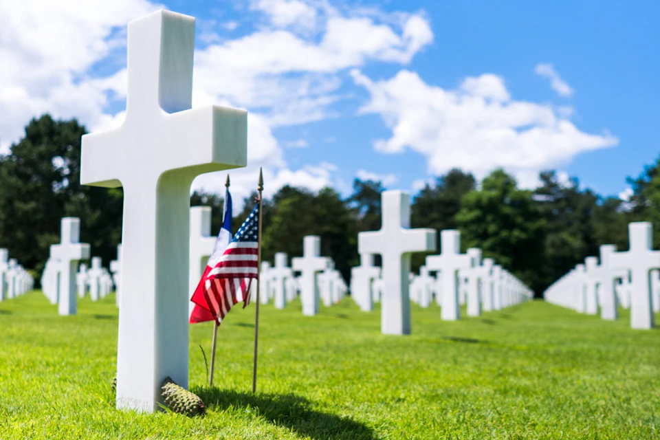 flags with tomb