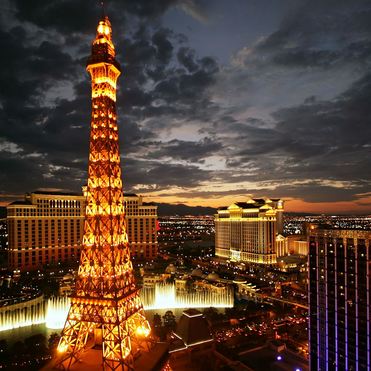 The Eiffel Tower Experience Las Vegas - Accommodations in Las Vegas