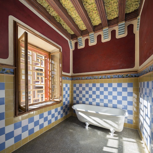 The Essence of Casa Vicens: Guided Tour