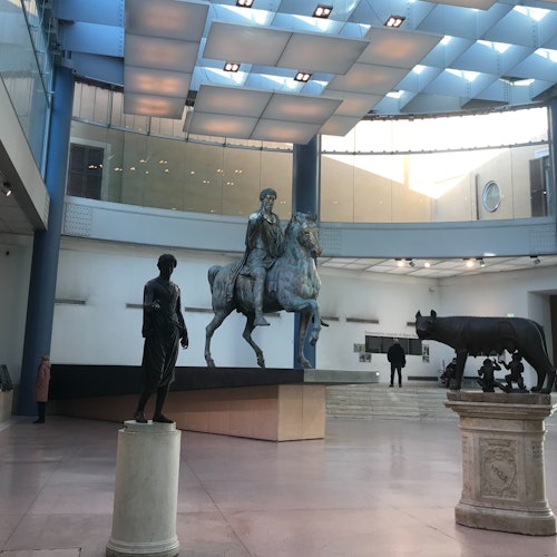 Capitoline MuseumsとCentrale Montemartini （マルチメディアビデオ付き）(即日発券)