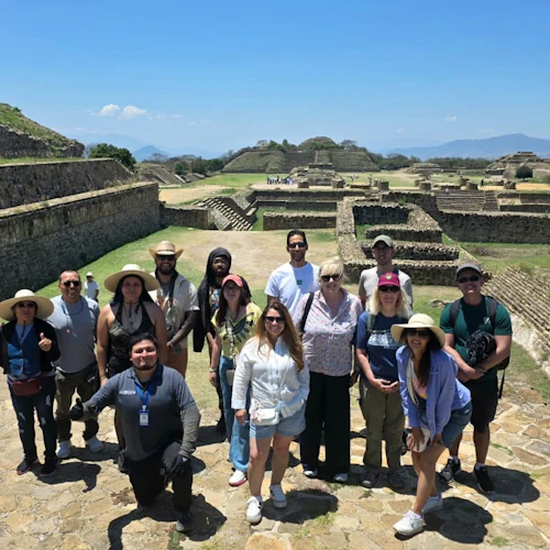 Oaxaca: Guided Tour, Transfers, Snacks + Monte Albán Entry