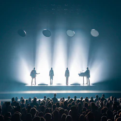 ABBA Voyage Concert + Transfer from London 2