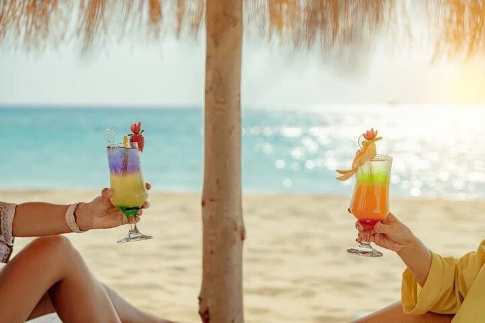 Hula Hula Island Snorkeling Sea Trip Full Day & Lunch - Hurghada