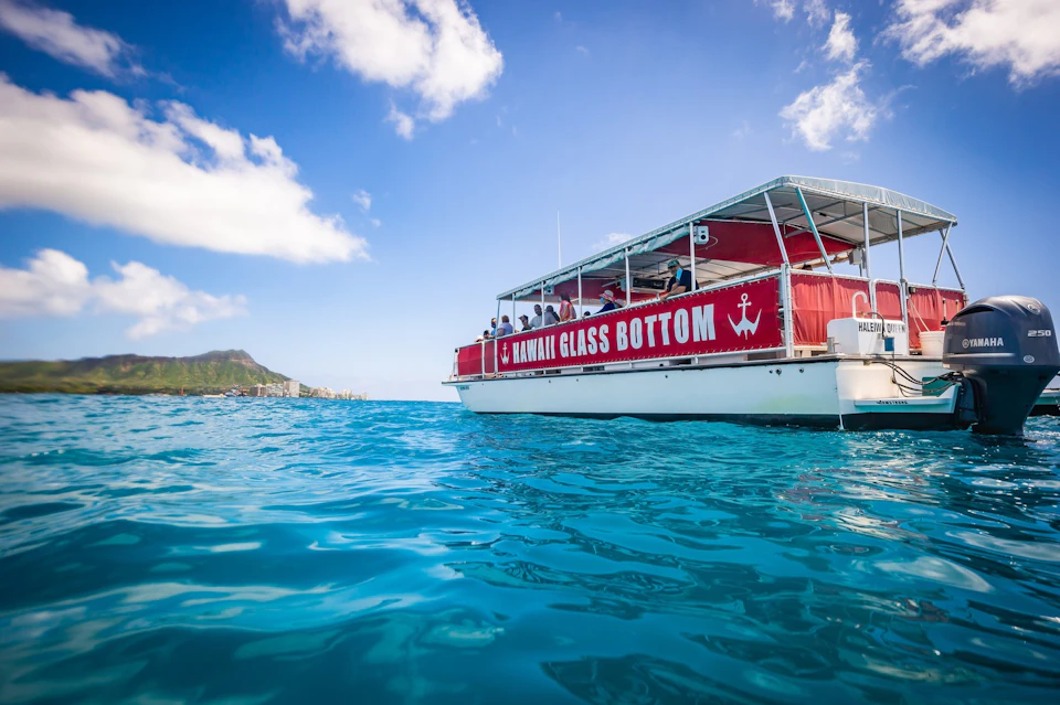 HAWAII GLASS BOTTOM BOAT TOURS