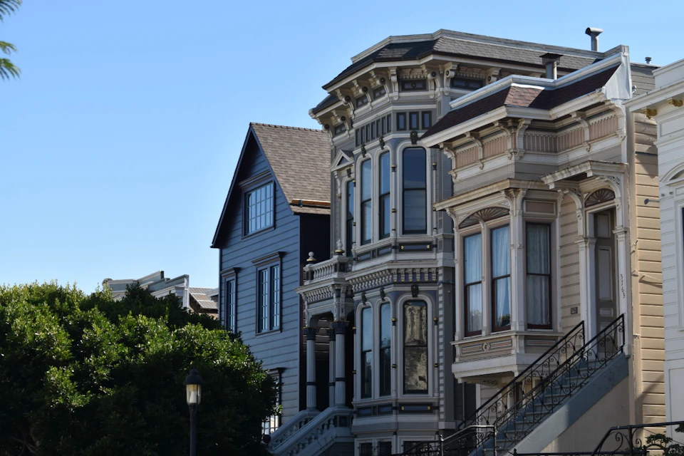 Mission District Walking Tour