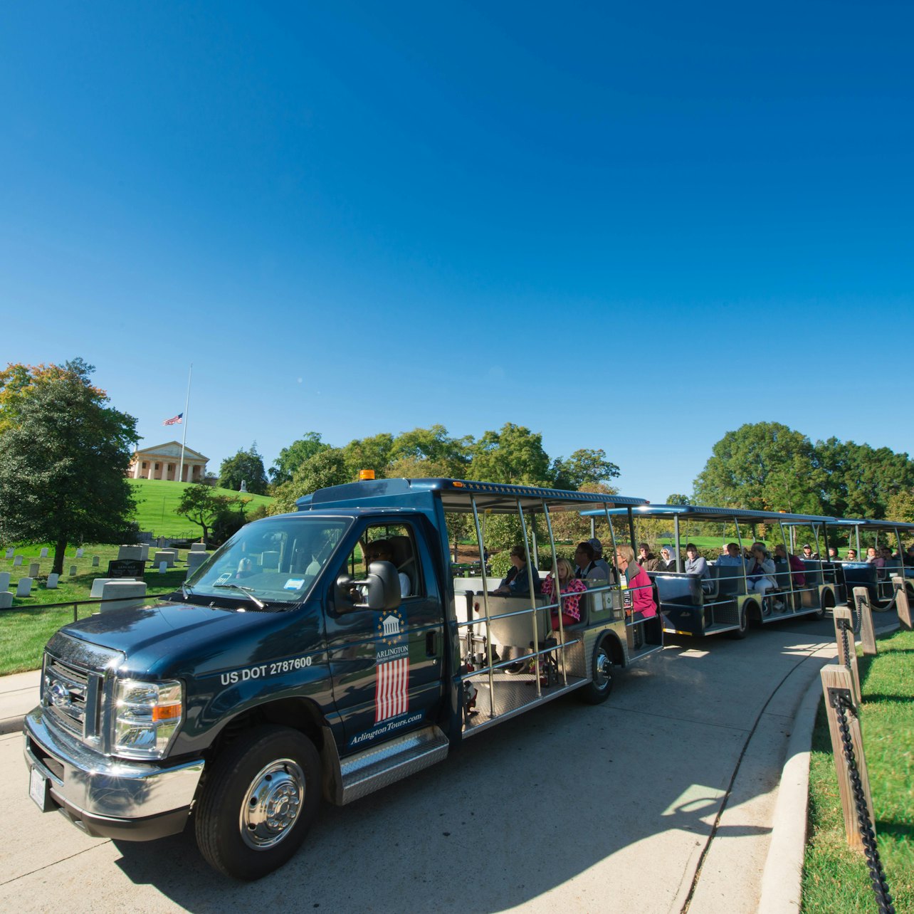 Arlington National Cemetery: Hop-on Hop-off Trolley - Accommodations in Washington D.C.