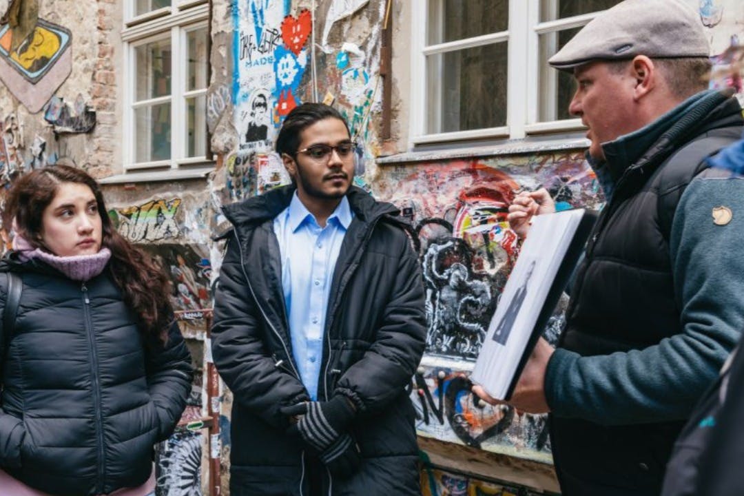 ひとりで何千人もの命を救う男の物語を聞きましょう！