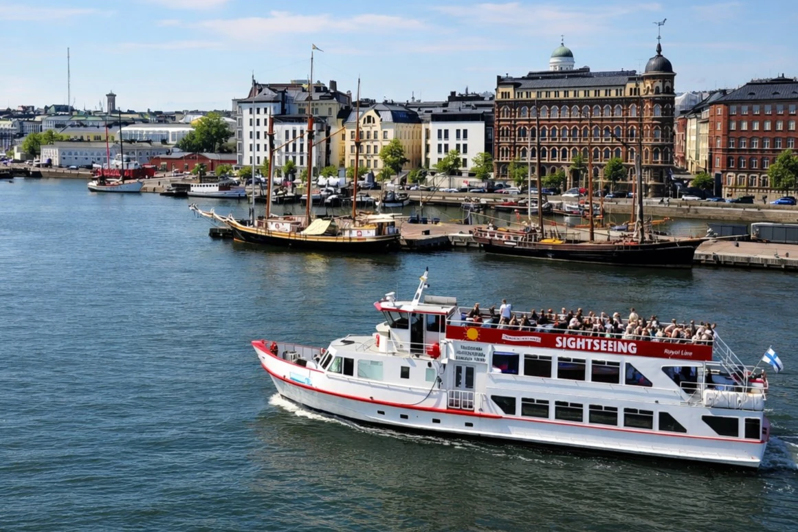 Helsinki: Archipelago Sightseeing Boat Tour