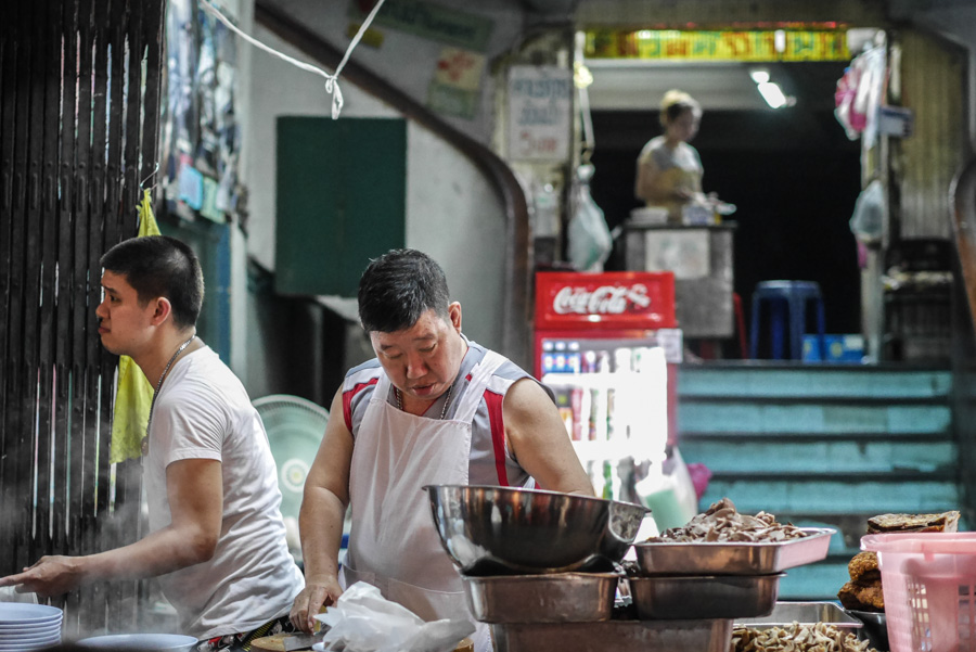 Bangkok's Chinatown Evening Street Food Tour
